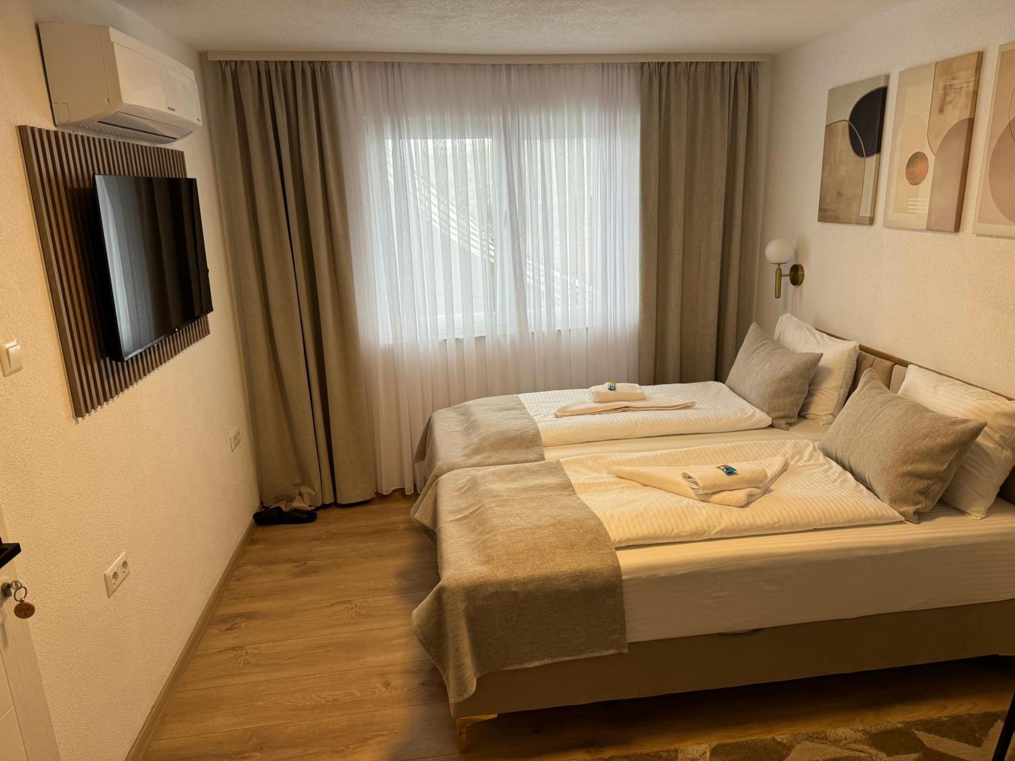 Apartments Han 2 Sarajevo Bagian luar foto